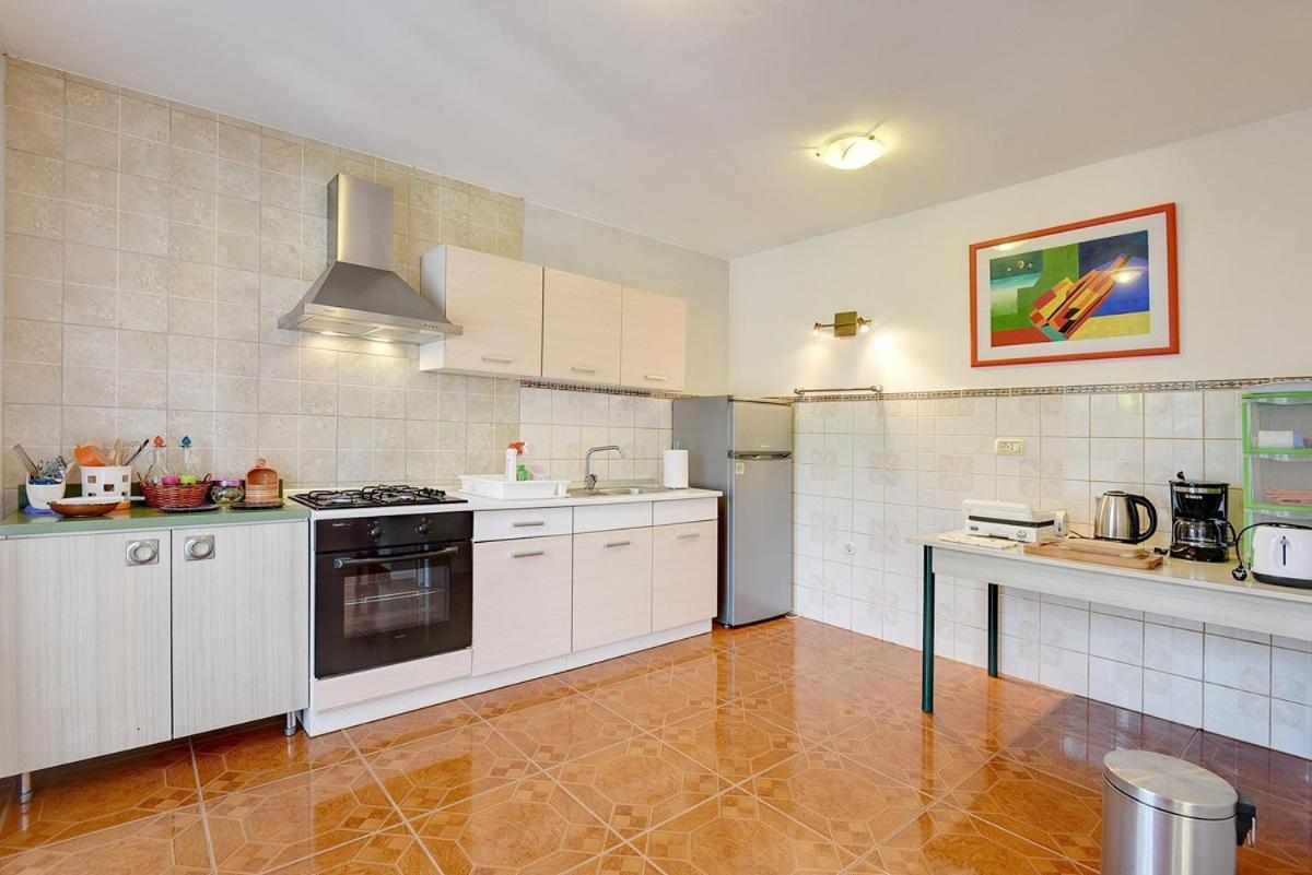 Apartment Milat Banjole Exteriér fotografie